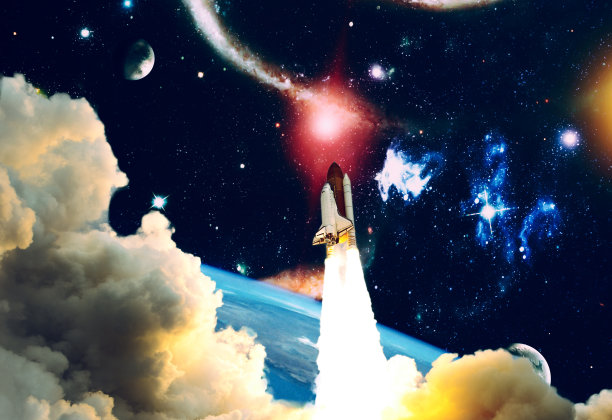 宇宙飞船飞上繁星点点的天空。太空发射。图片元素由美国宇航局提供图片下载