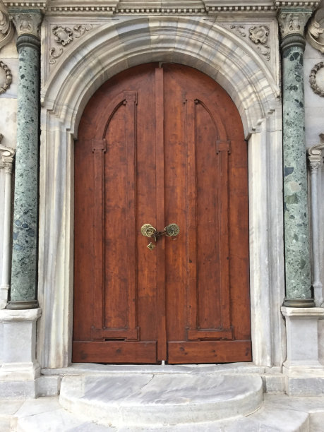 古老而古老的木门图片下载