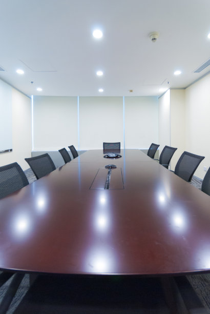 会议桌近景照片图片下载