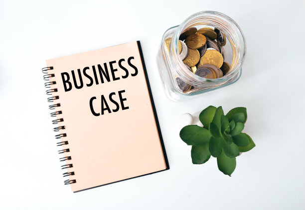 笔记本写的文本商业案例。前视图。图片下载