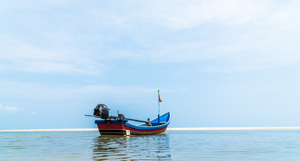 传统的渔船图片下载