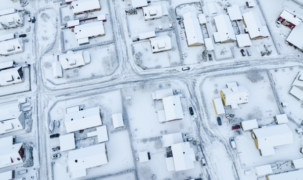 别墅小区的冬天从上面看图片下载