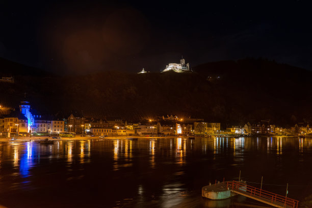 黑夜对我说图片下载