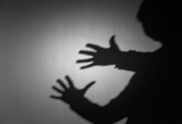 有手的皮影图片下载