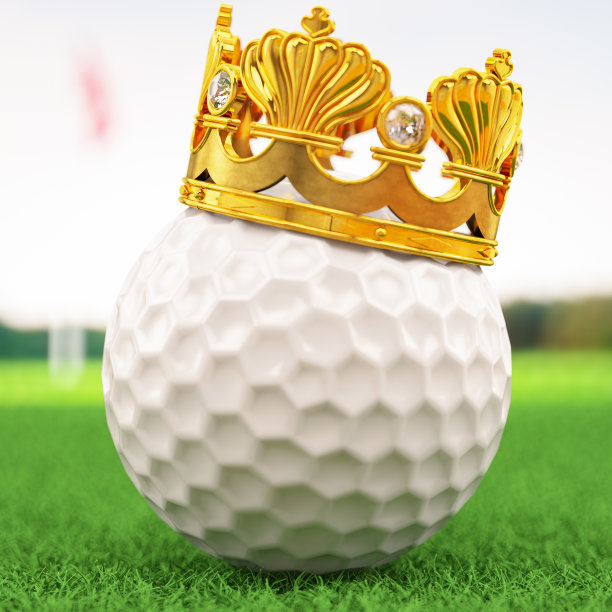 拥有金冠和高尔夫球的高尔夫概念之王图片下载