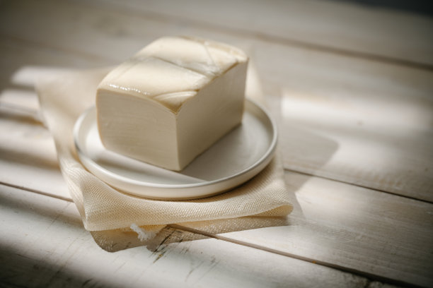 阳光下的豆腐图片下载