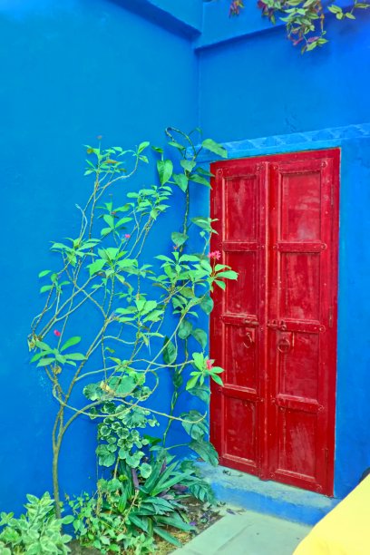 五彩缤纷的入口——拉贾斯坦千年童话之旅。乌特迪尔,印度。图片下载