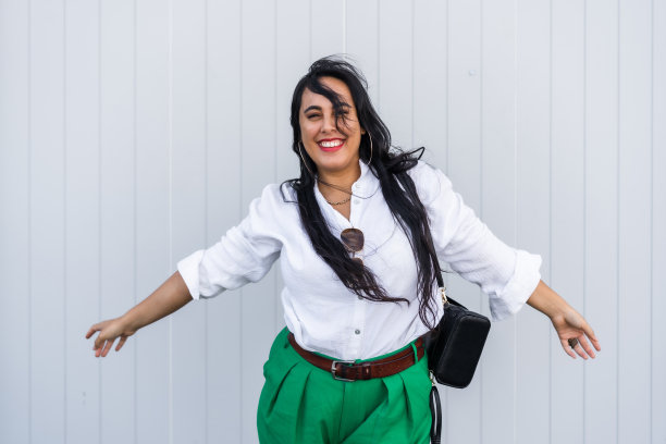 女人被顽皮的。图片下载