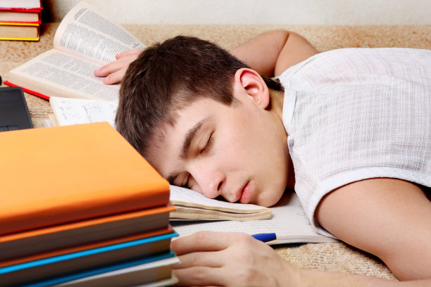 疲惫的学生图片下载