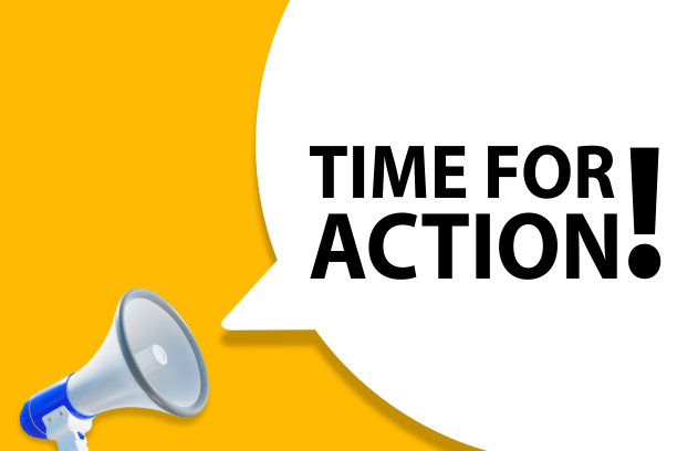 行动时间写在语音泡泡与扩音器在黄色背景图片下载