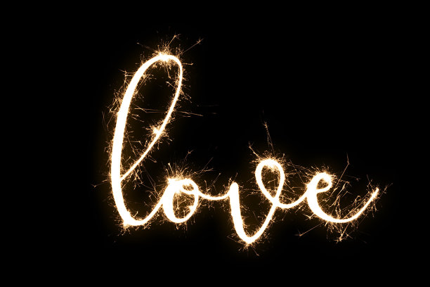 爱在闪耀的光芒中书写图片下载