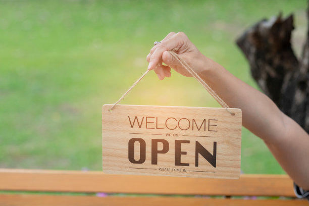 关闭打开标签模糊背景图片下载