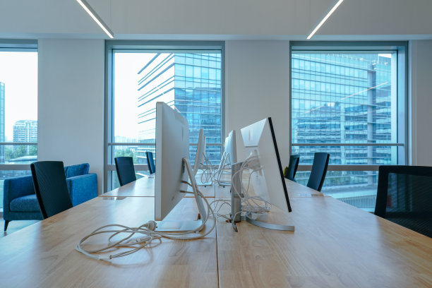 现代办公室空图片下载