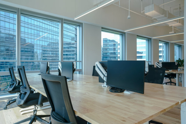 现代办公室空图片下载
