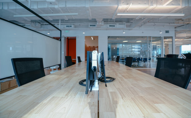 现代办公室空图片下载