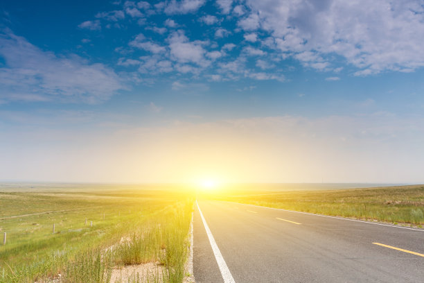 草地之路图片下载