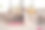 亚洲母亲和混合亚洲女儿锻炼瑜伽在线流媒体课在家里，家庭e-learning一起，健康的生活方式的健康理念图片下载