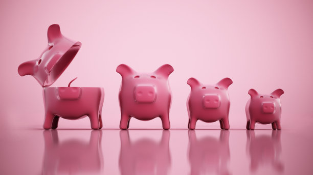 像俄罗斯玩偶一样排成一排的存钱罐图片下载