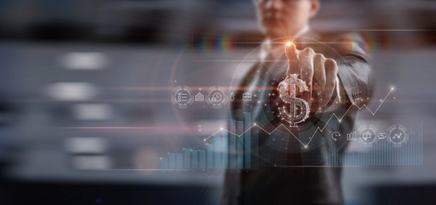 在虚拟电脑屏幕上处理财务利润增长图表。图片下载