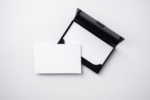 名片盒孤立在白色背景图片下载