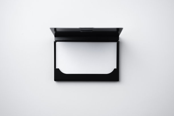 名片盒孤立在白色背景图片下载