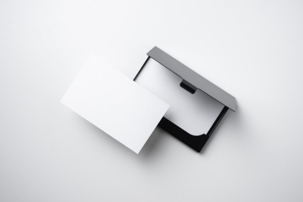 名片盒孤立在白色背景图片下载