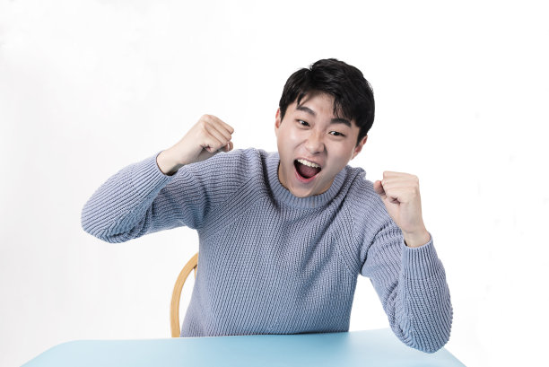 一个亚洲年轻人的生活方式图片下载