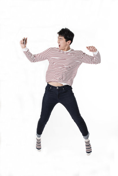 一个亚洲年轻人的生活方式图片下载