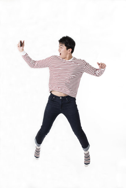 一个亚洲年轻人的生活方式图片下载