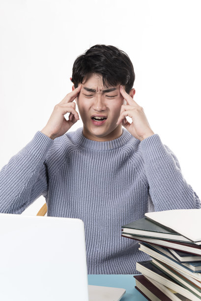 一个亚洲年轻人的生活方式图片下载