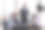 积极自信的业务团队领导，激励多样化的员工图片下载