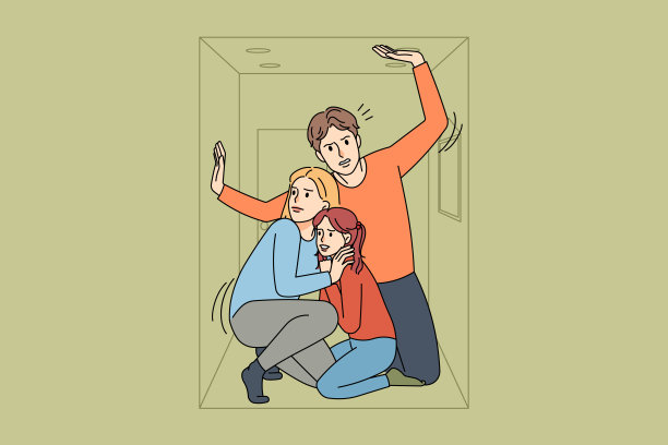 不幸的家庭住在狭小的公寓里图片下载