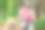 资深商务女性，女性，在夏季周末骑或骑山地车在家乡附近的郊野公园进行健康锻炼图片下载