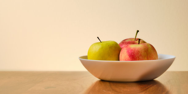 苹果静物画图片下载