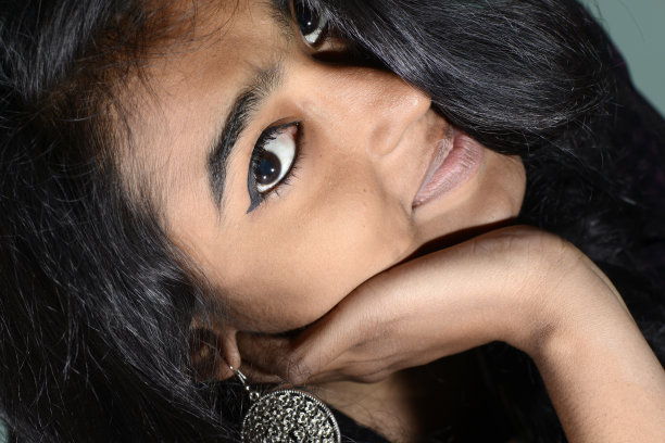 漂亮的印度女孩图片下载