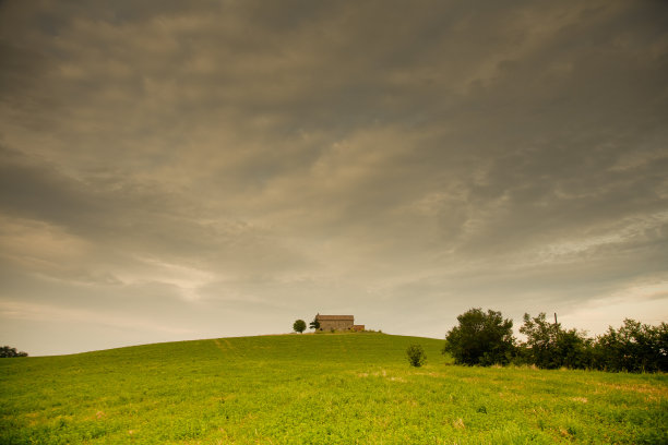 蒙特科伦坡的城堡和中世纪村庄。艾米利亚-罗马涅里米尼,。意大利图片下载