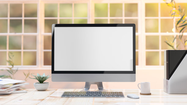 电脑模型书桌前的窗户上有一个空白的屏幕。图片下载