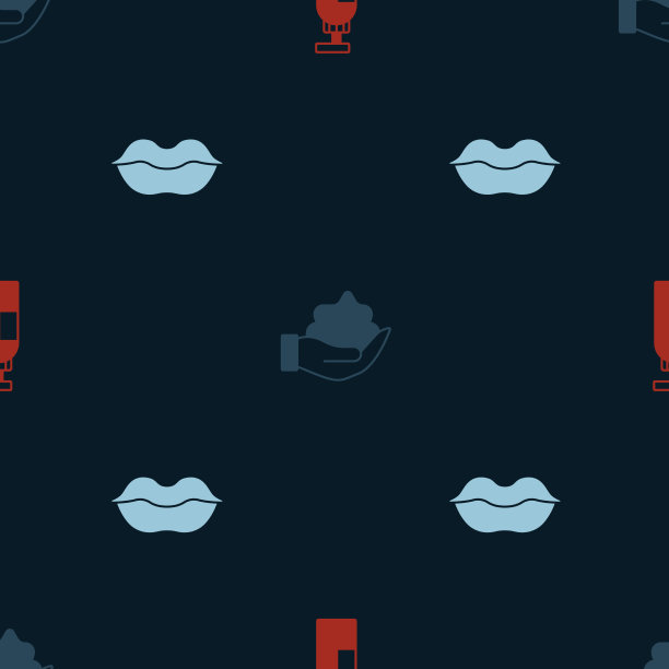 将一瓶洗发水、剃须泡沫放在手边图片下载