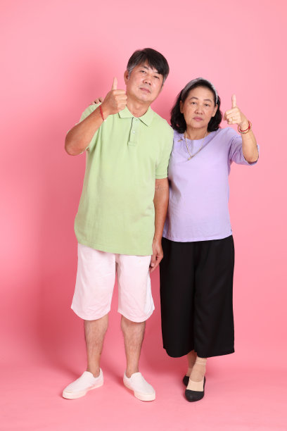 快乐的年老一些图片下载