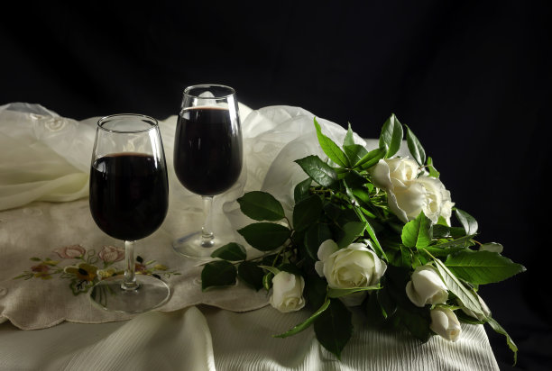 仍然生活。两杯酒图片下载