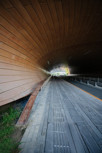 阳光城市现代隧道和写字楼图片下载