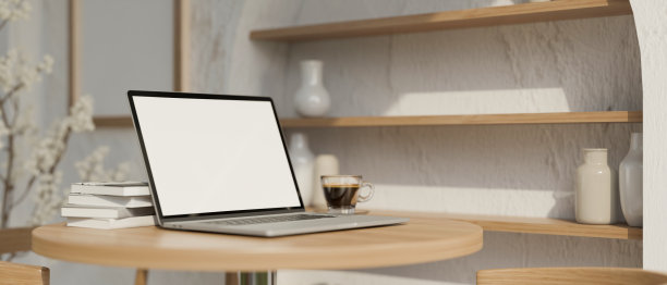 最小的斯堪的纳维亚咖啡店座位区内部设计与笔记本电脑模型图片下载