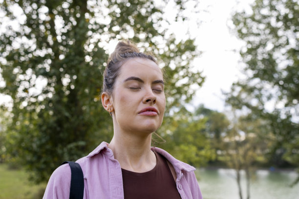 孤独的一刻图片下载