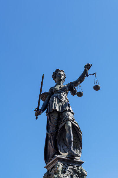 德国法兰克福的贾斯蒂亚雕塑图片下载