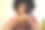 年轻女子喜欢吃汉堡，喝鸡尾酒图片下载