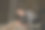 丈量木板的女木匠图片下载