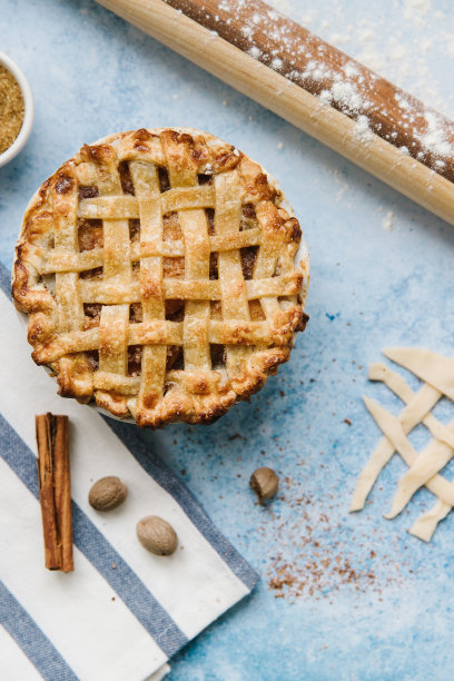 美味的格子蜜桃派图片下载