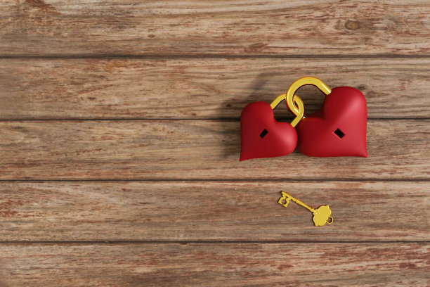 木制背景的红色情人节心形钥匙孔和金钥匙。三维渲染图片下载