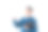 穿着工作服的老人在检查是否安全图片下载