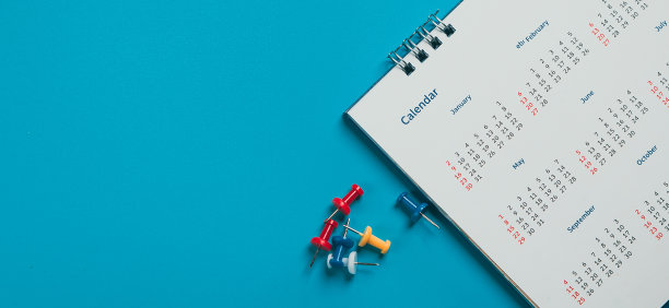 白历2022月历近顶视图工作计划和生活理念。图片下载